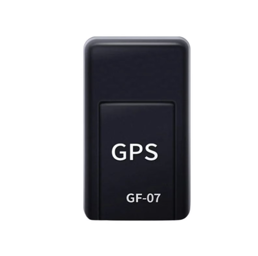 Mini rastreador GPS modelo GF-07 con carcasa negra magnética.
