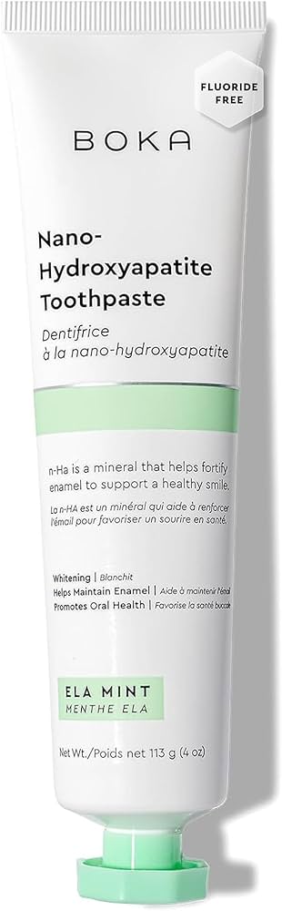 Tubo de pasta dental con sabor a menta Ela y nano-hidroxiapatita.