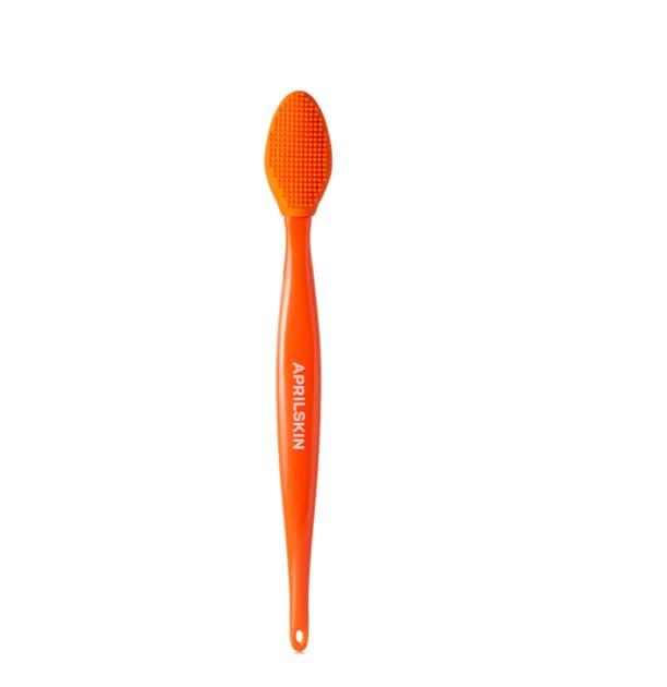 Cepillo de silicona para limpieza profunda de poros, unque parece un cepillo de dientes, su función principal es el cuidado facial.