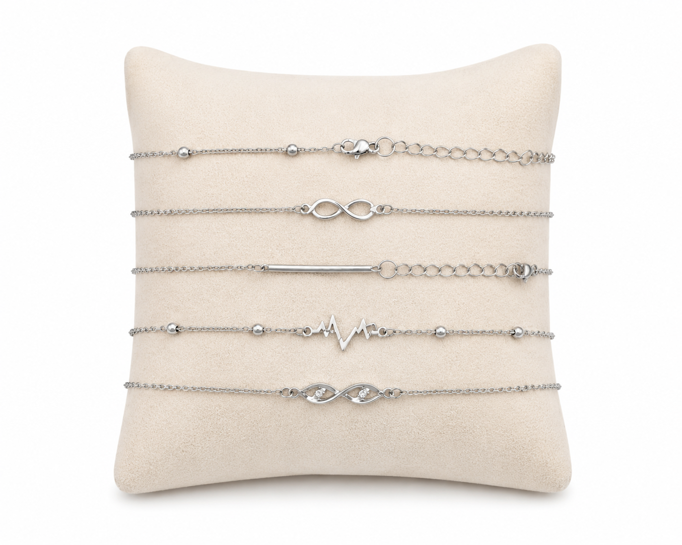 Set de 5 Pulseras de Cadena Plateadas con Diseños Minimalistas.