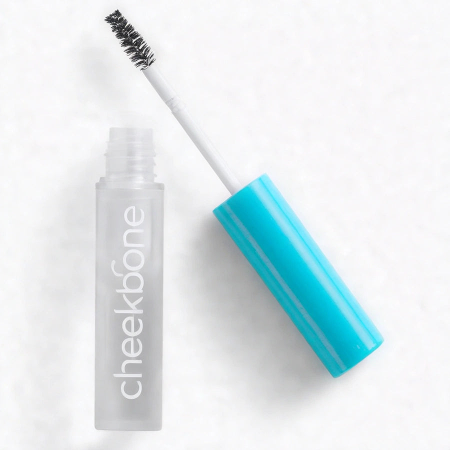Gel transparente para cejas y pestañas.