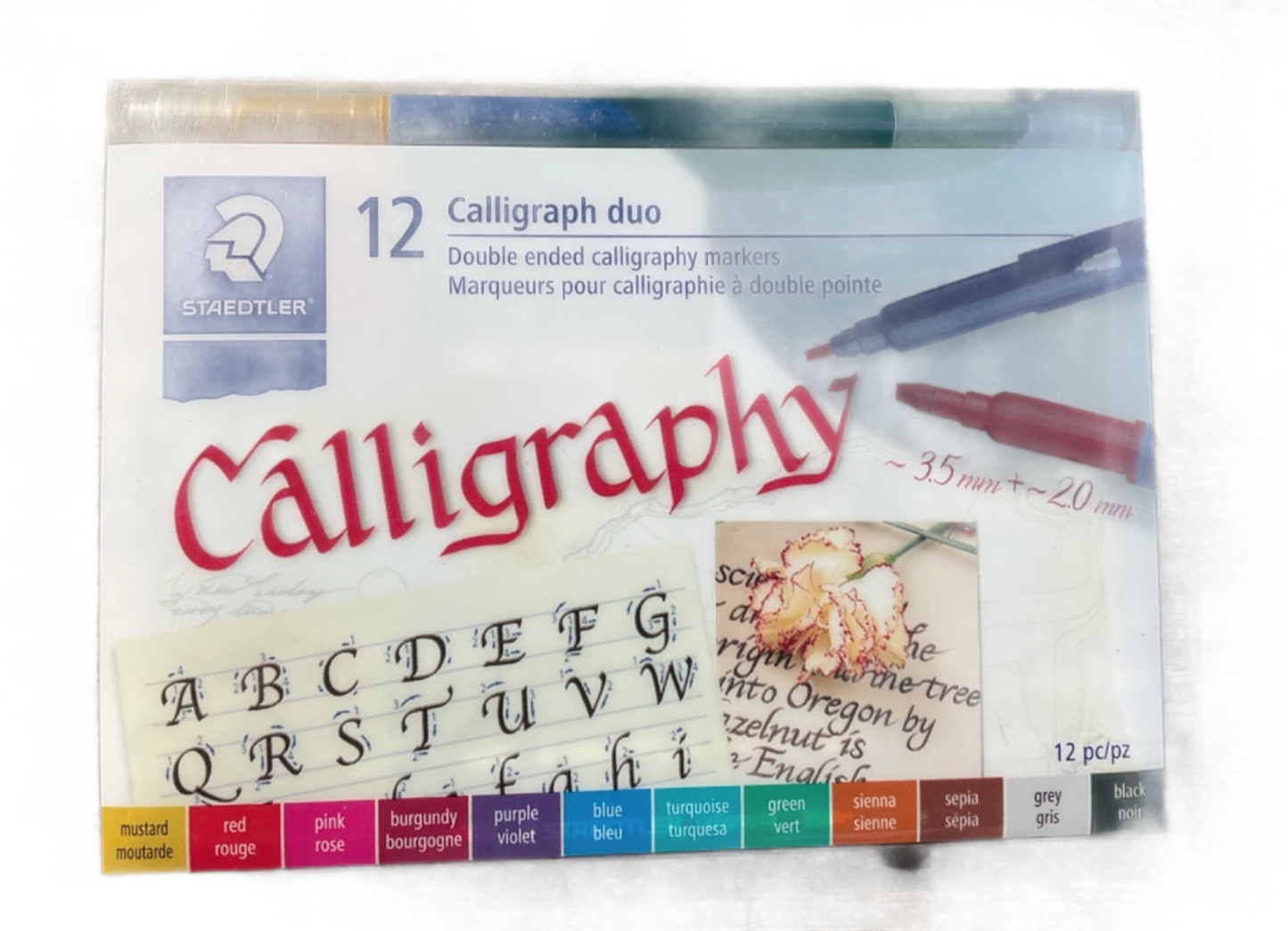 Marcadores de doble punta para caligrafía.