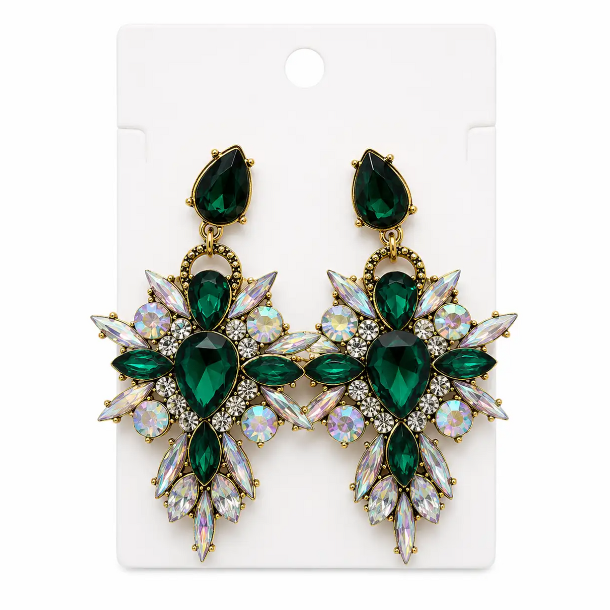 Aretes colgantes con cristales verdes y diseño floral elegante.