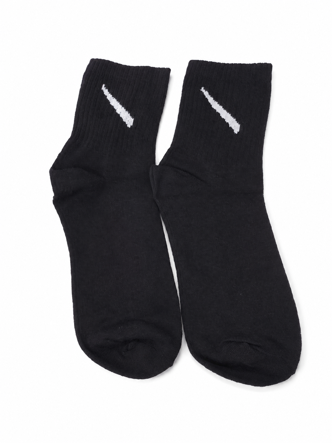 Medias Deportivas Cortas Negras Estilo Casual y Entrenamiento Unisex.