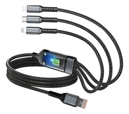 Cable de carga múltiple 3 en 1 con conectores USB-C, Lightning y Micro USB.