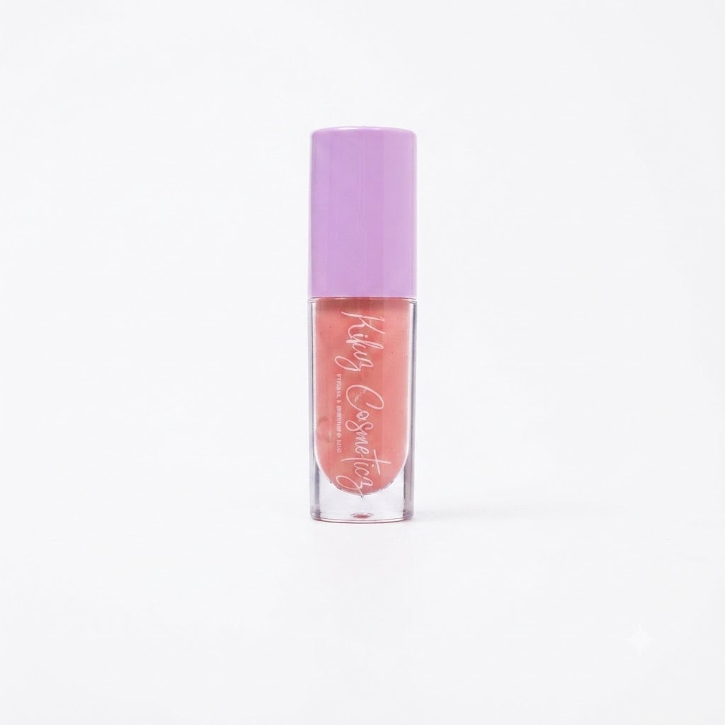 Brillo labial hidratante y nutritivo en color Pink Drink.