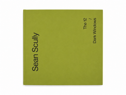Libro de arte de tapa dura sobre la serie The 12 Dark Windows de Sean Scully.