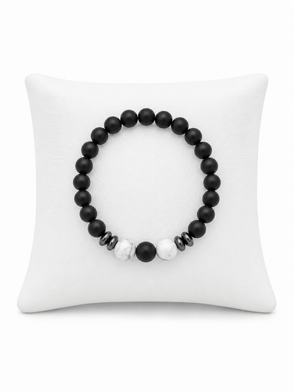 Pulsera de Cuentas negras con Detalles blancos y Efecto Mármol.