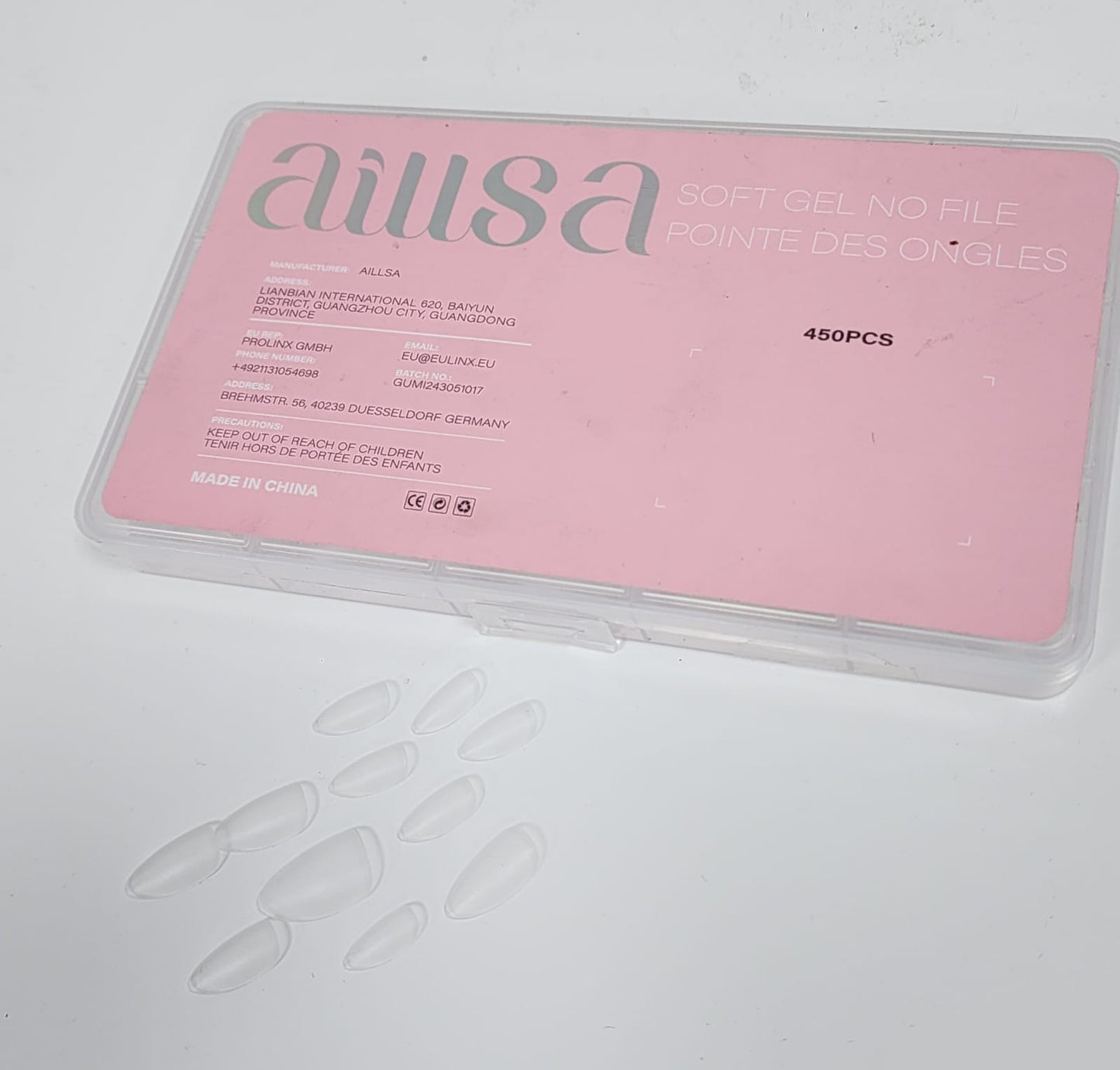 Puntas de uñas postizas, diseñadas para extensiones de manicura.