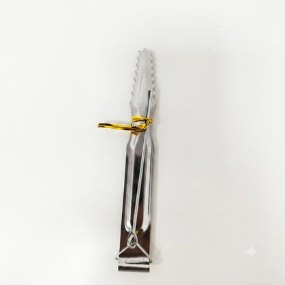 Pinzas de metal para carbón.