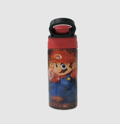 Termo con diseño inspirado en Super Mario.