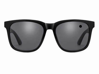 Gafas de sol unisex de montura rectangular negra con lentes oscuros.