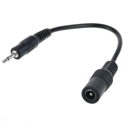 Adaptador de Mini-Jack de 3.5 mm a Jack de barril de 5.5 mm.