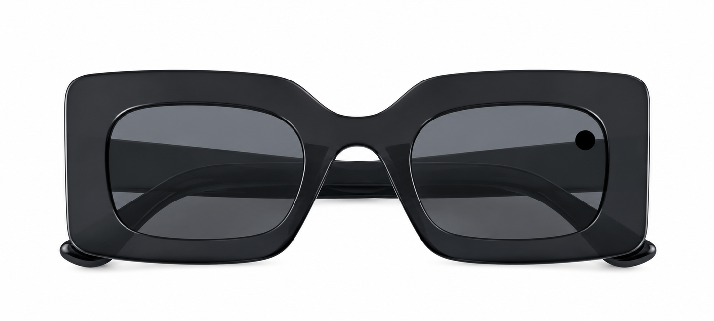 Gafas de sol rectangulares con montura negra y lentes oscuros para mujer.