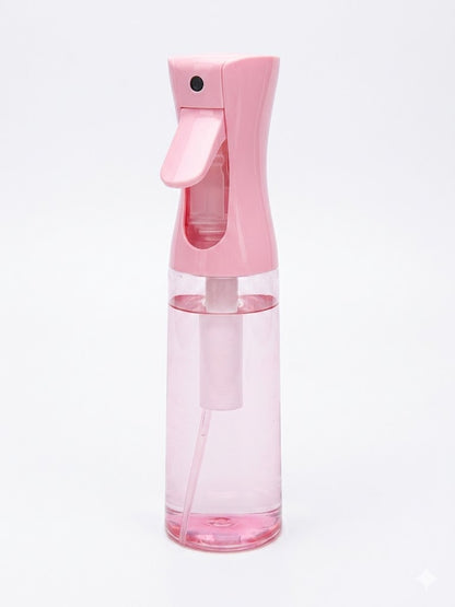 Botella de spray ideal para peinar, desenredar o hidratar el cabello, ofreciendo una pulverización continua de niebla fina.