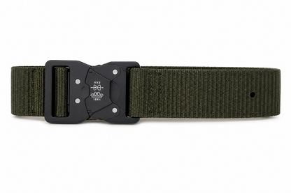 Cinturón táctico ajustable de nailon con hebilla metálica de liberación rápida color verde militar.