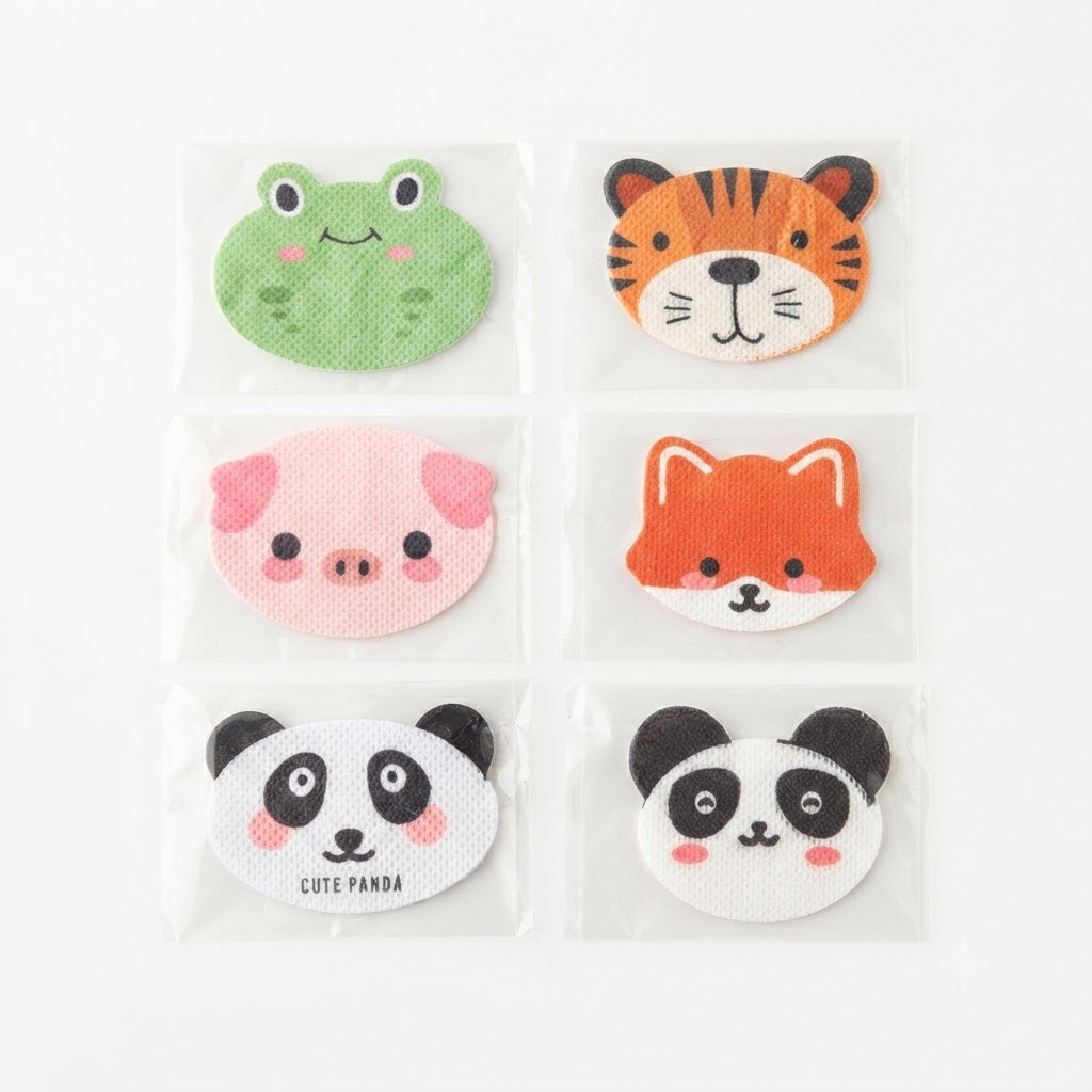 Pack de colección de seis parches decorativos adhesivos o de tela con rostros de animales de estilo caricatura.