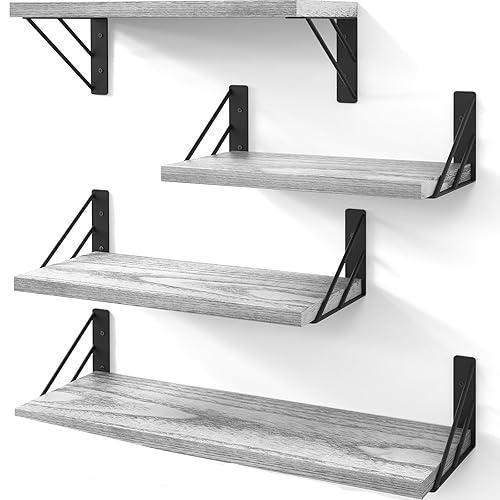 Estantes flotantes rústicos de la marca con acabado en madera gris y soportes metálicos negro