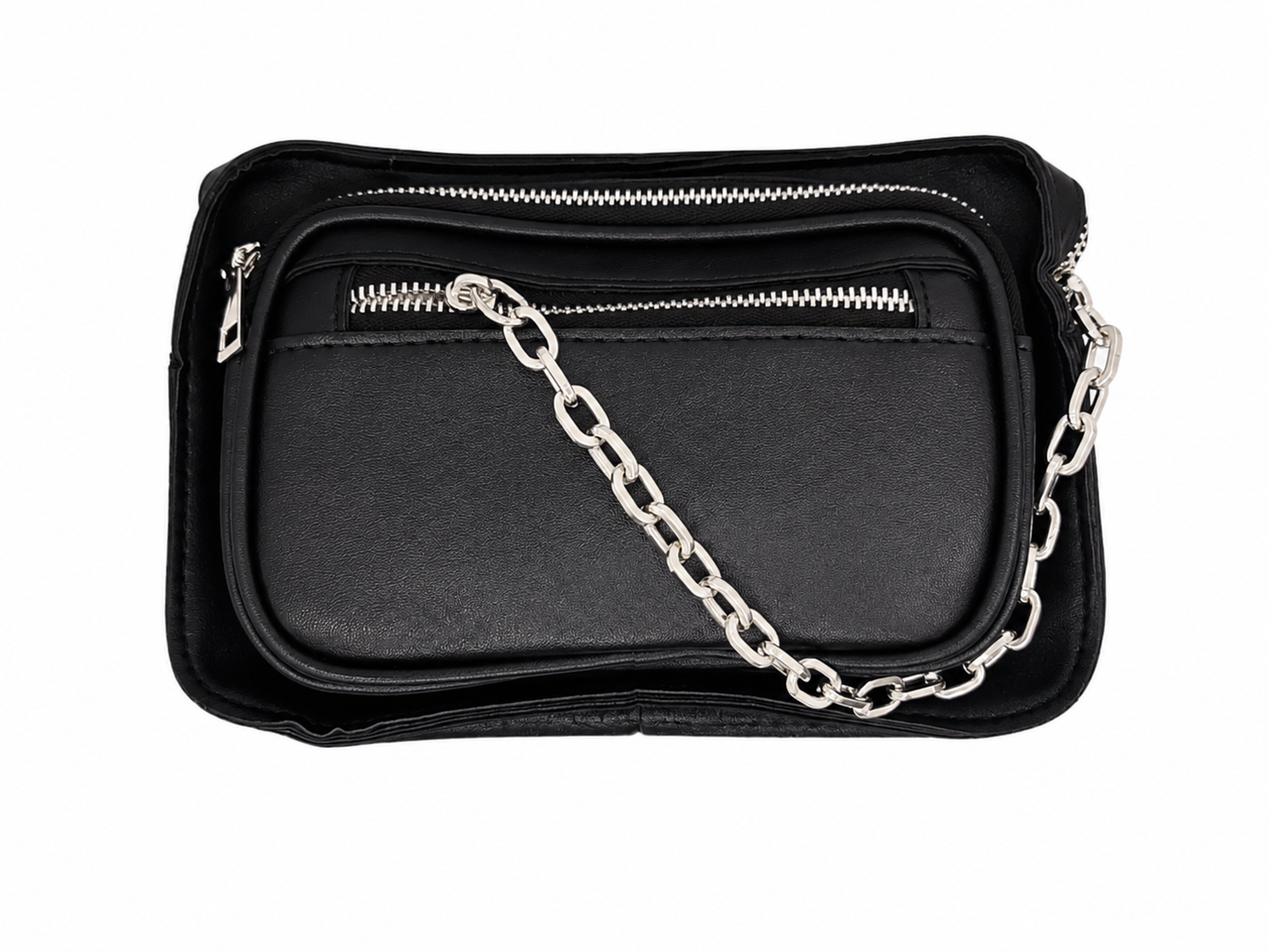 Bolso de hombro compacto negro con cadena plateada y múltiples compartimentos.
