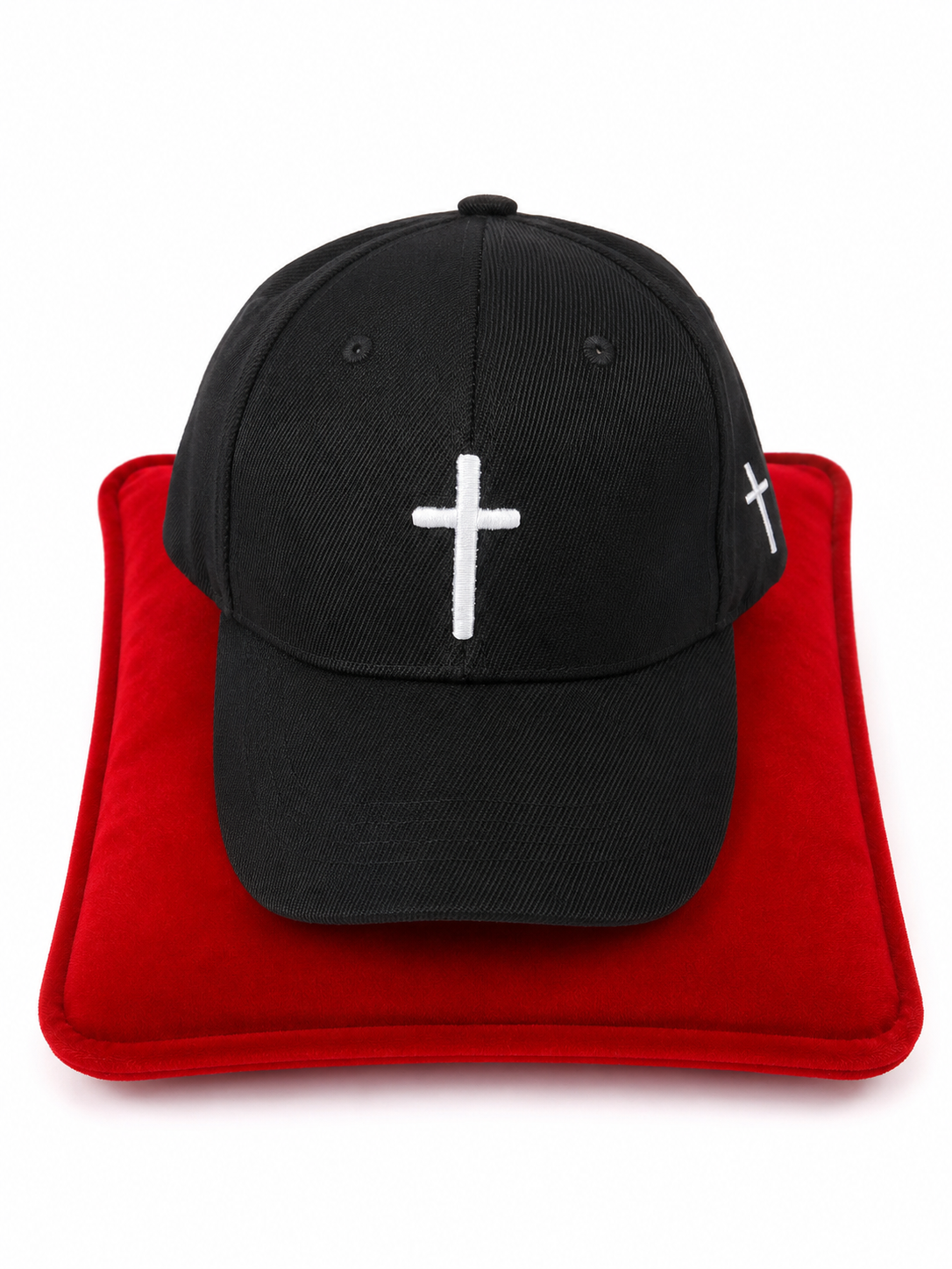 Gorra Negra con Cruz Bordada Blanca Unisex.