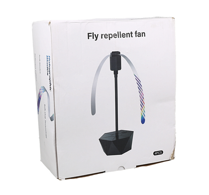 Ventilador repelente de moscas diseñado para mantener los insectos alejados de la comida en mesas de interior o exterior.