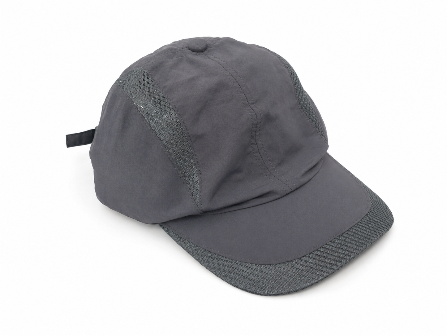 Gorra Deportiva Transpirable Color Gris con Paneles de Malla.