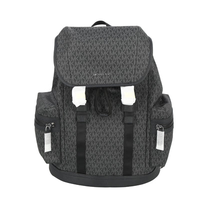 mochila Cooper negra.