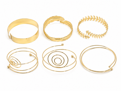 Set de Pulseras Metálicas en Color Dorado para Mujer.