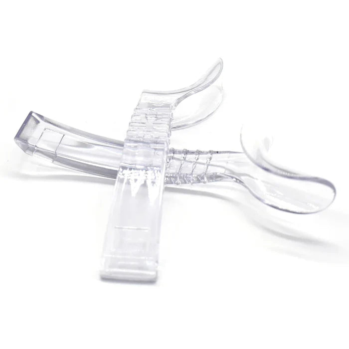 retractores labiales intraorales diseñados para odontología y ortodoncia.