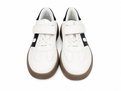 Zapatos deportivos infantiles con cierre de velcro color blanco, talla 34.