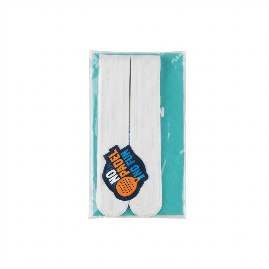 Overgrips de pádel blancos para mejorar el agarre de la pala.