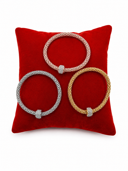 Set de Pulseras Trenzadas Decorativas con Detalle de Cristales.
