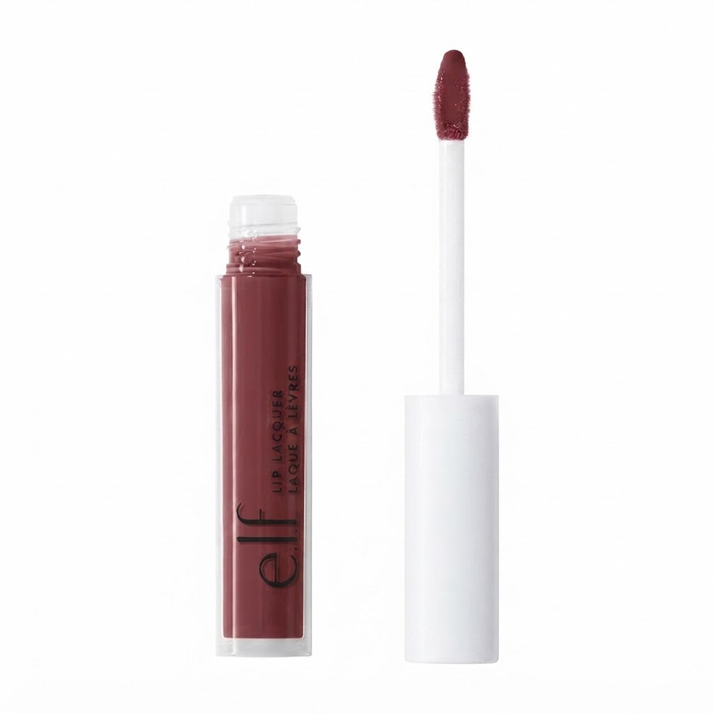 Brillo de labios lip lacquer.