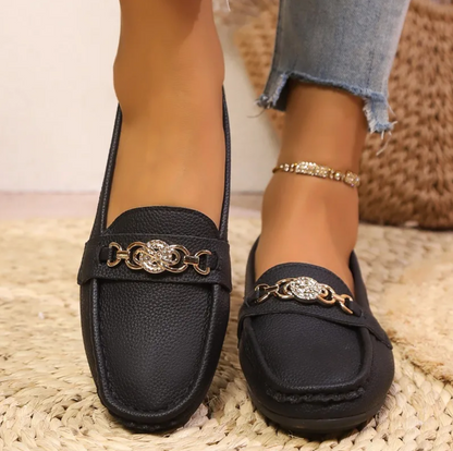 Mocasines de mujer negros con detalles metálicos decorativos, size 38