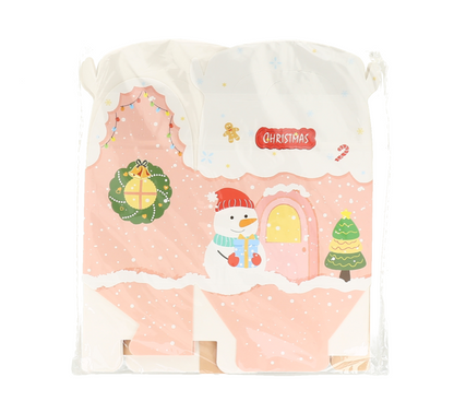 Caja de dulces navideña con forma de casita es perfecta para regalar o decorar. 