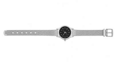 Reloj de Pulsera Analógico con Correa de Malla Plateada y Esfera Negra.