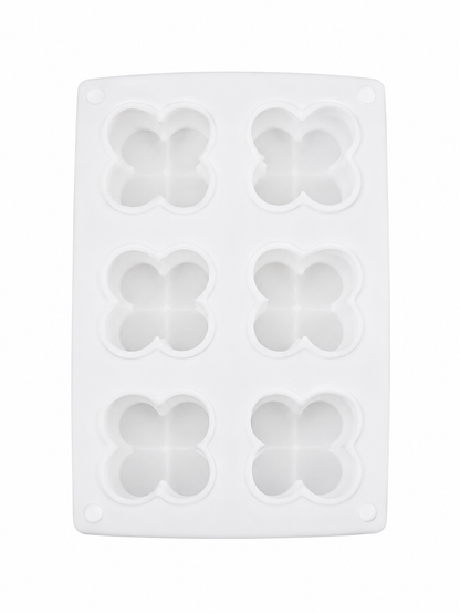 Molde de Silicona con 6 Cavidades de Flor Color Blanco.