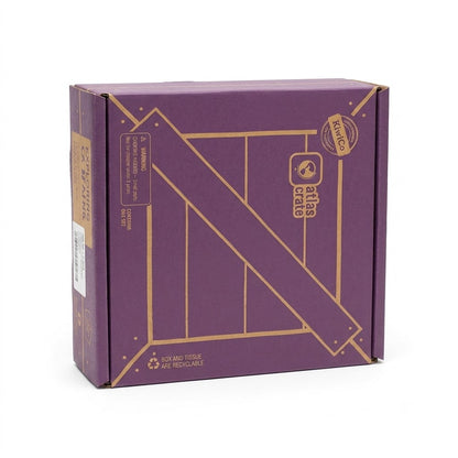 Caja morada es un KiwiCo Atlas Crate temático de Alemania.