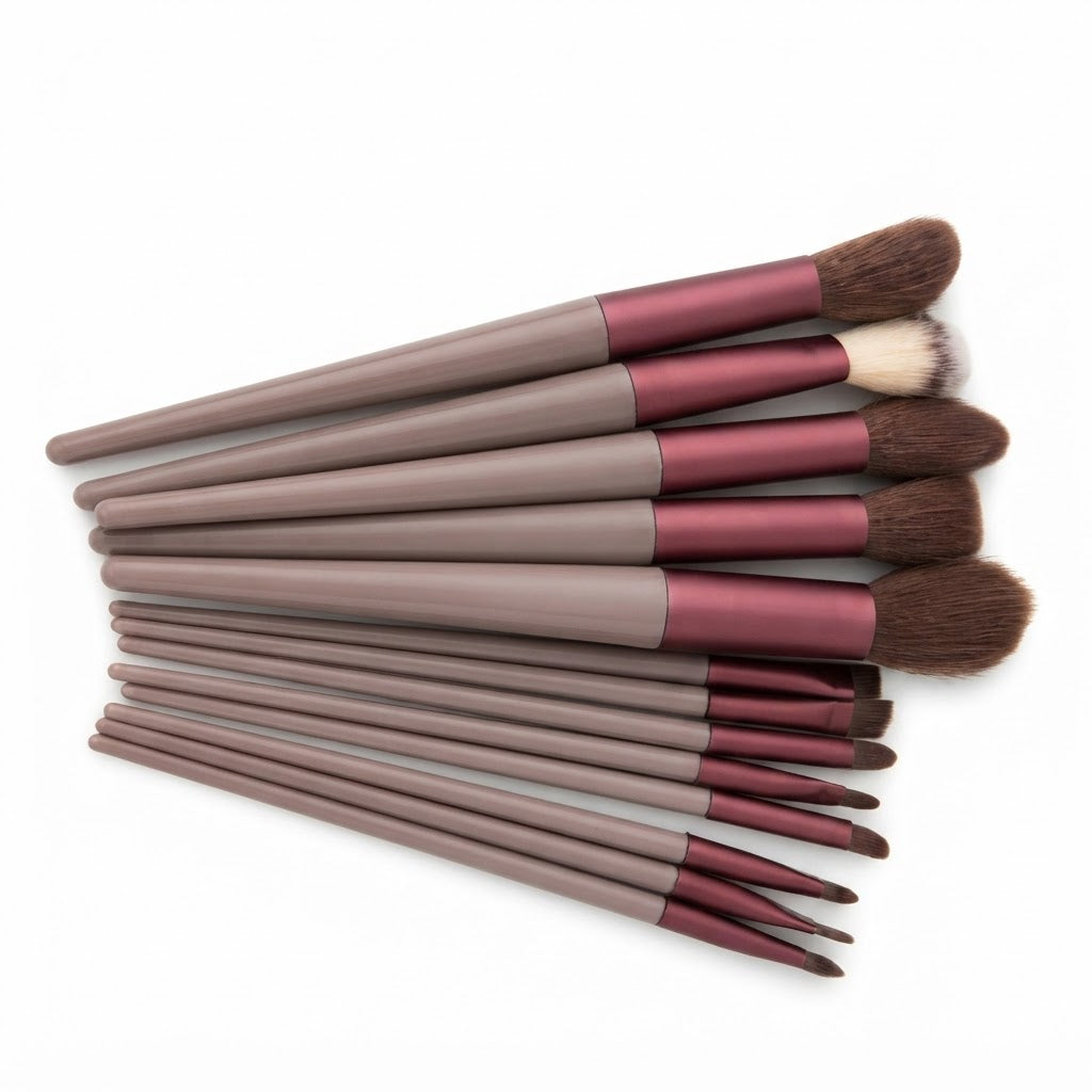 Juego de brochas de maquillaje de 13 piezas.