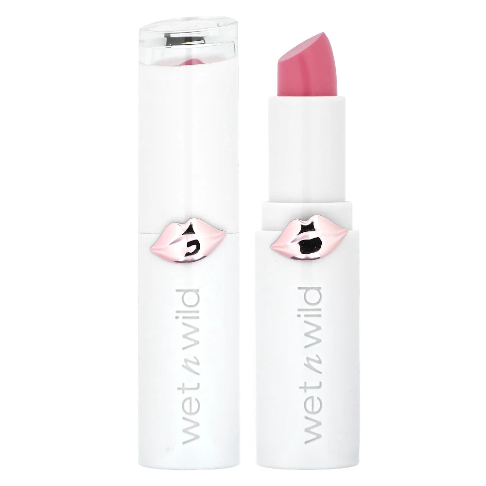 Labial, específicamente la línea Mega Last High-Shine color  rosa vibrante y brillante.