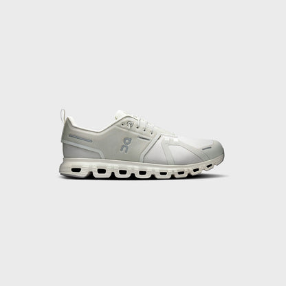 Tenis deportivos blancos con suela acolchada segmentada, talla 7.5.