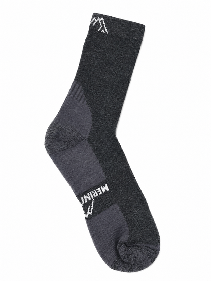Calcetín Deportivo de Senderismo y Outdoor Color Gris Oscuro.