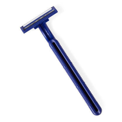 Pack de 50 maquinilla de afeitar desechable Gillette Sensor2 cuenta con un diseño de doble hoja.