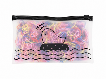 Estuche organizador para ligas elásticas multicolor con cierre.