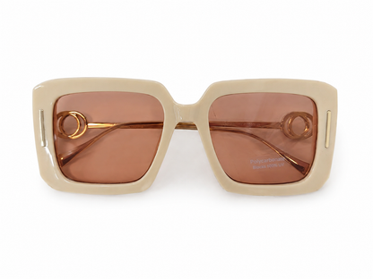 Gafas de Sol Cuadradas Oversize Color Marfil con Lentes Rosadas.