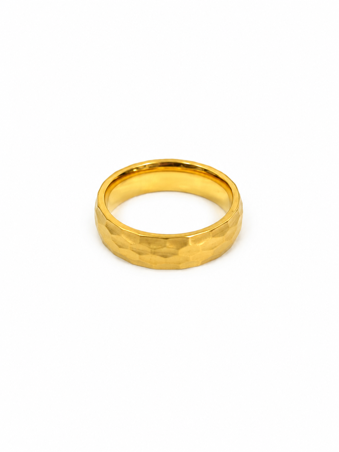 Anillo de Banda Texturizada Color Dorado Talla 9.