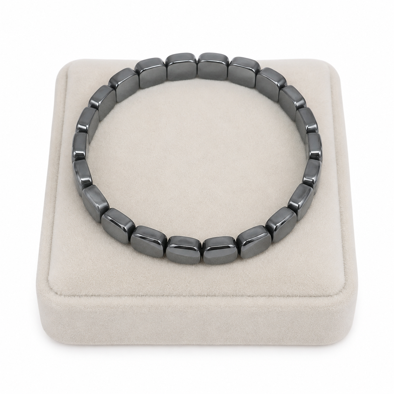 Pulsera elástica de diseño geométrico color gris oscuro.