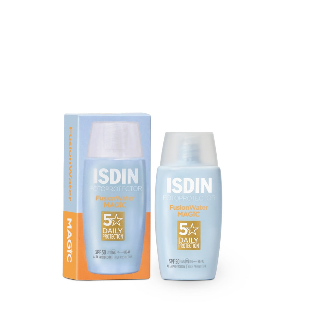 Botella de protector solar facial con SPF 40.