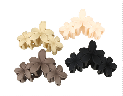 Ganchos para el cabello con diseño de flores de plumeria estilo hawaiano