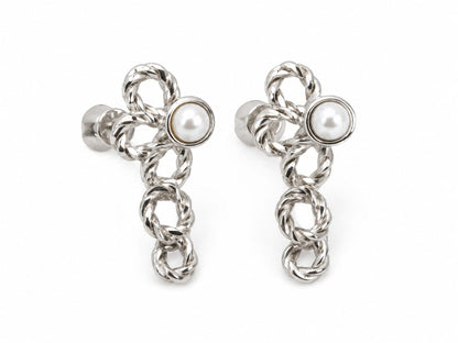Aretes de Diseño Trenzado con Perla Sintética Color Plateado.
